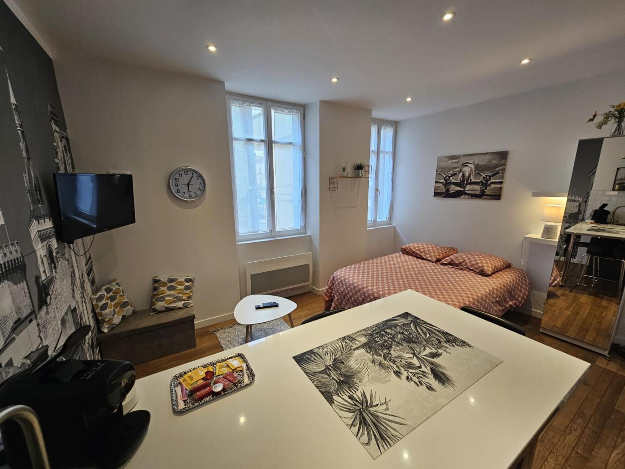 Le Pastel - Grand Studio Renove Angoulême Eksteriør bilde