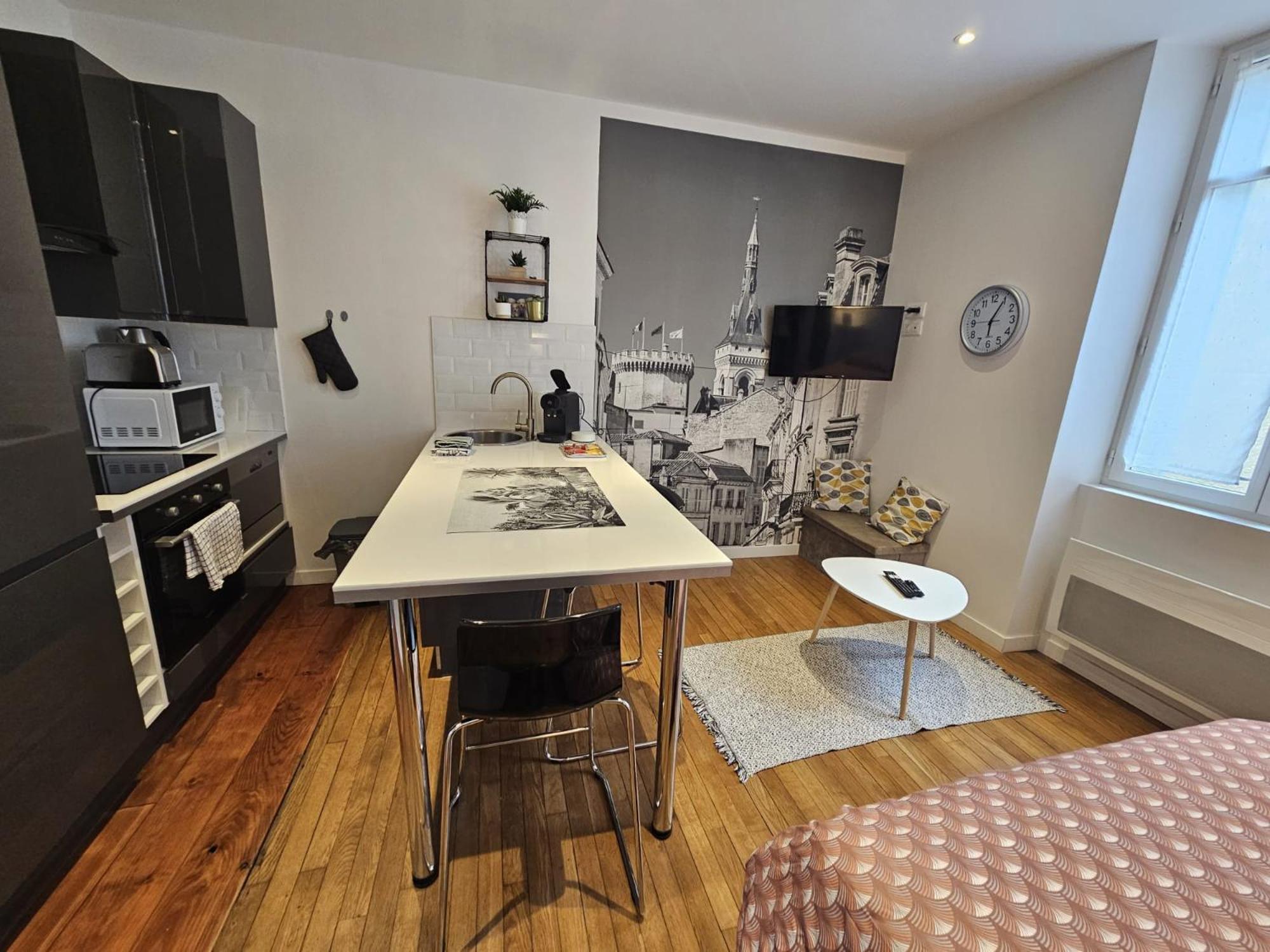 Le Pastel - Grand Studio Renove Angoulême Eksteriør bilde